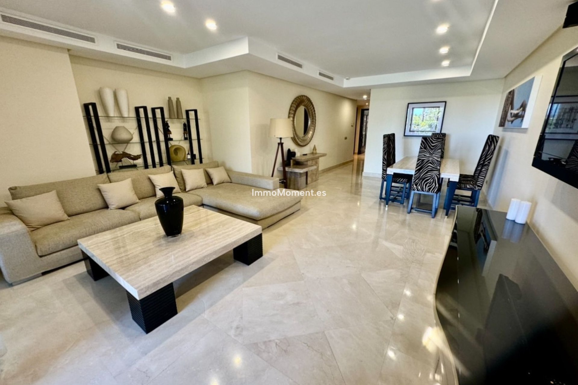 Resale - Apartment - Marbella - Puerto Banús