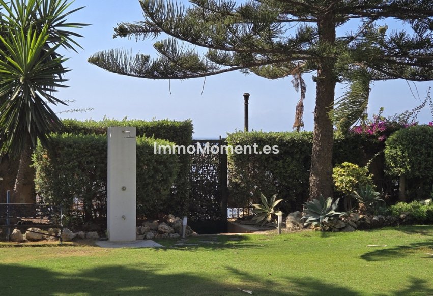 Resale - Apartment - Marbella - Puerto Banús