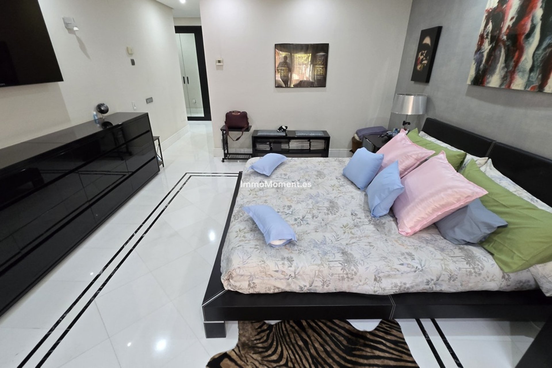 Resale - Apartment - Marbella - Puerto Banús