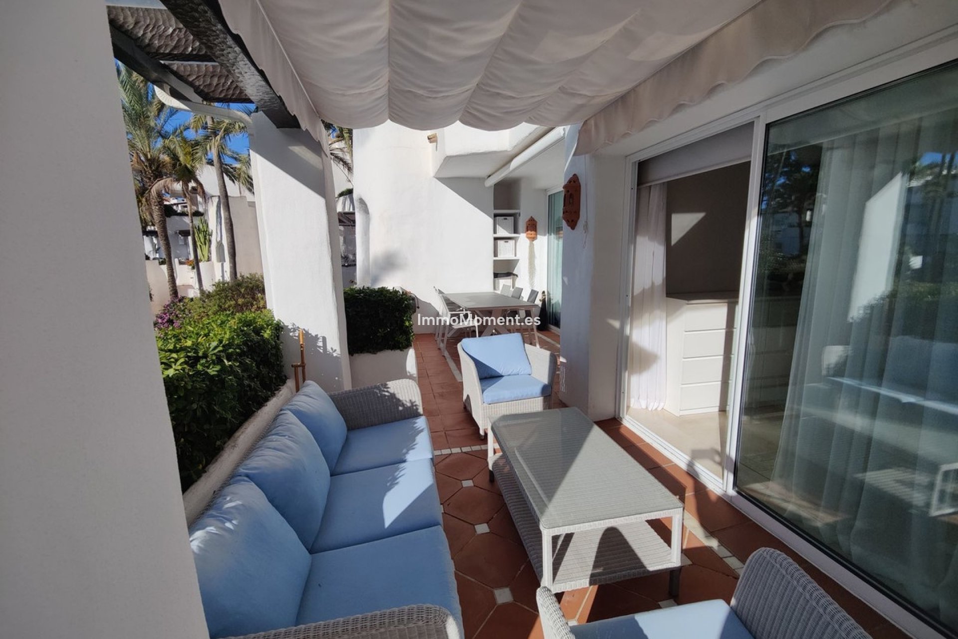 Resale - Apartment - Marbella - Puerto Banús