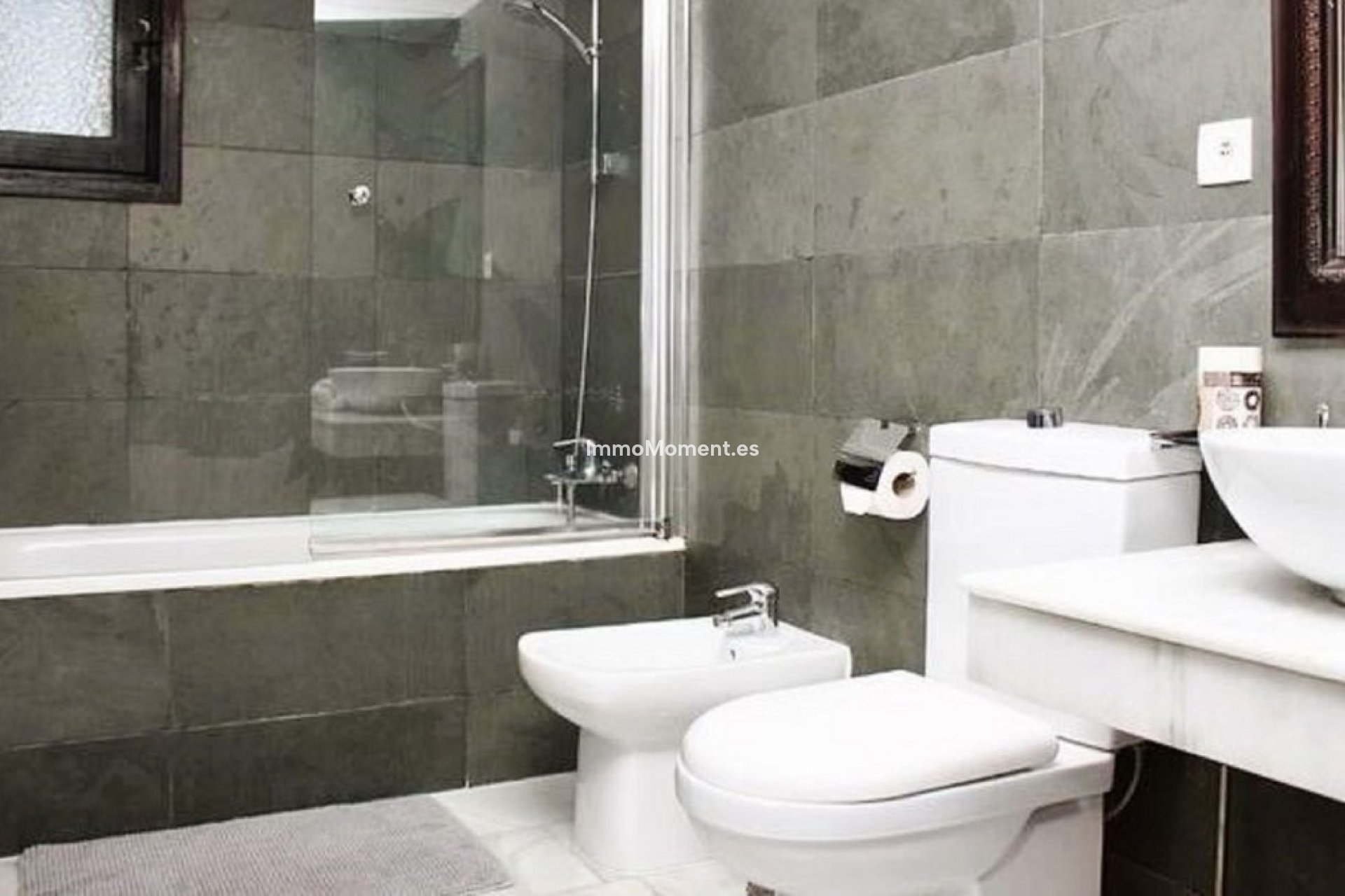 Resale - Apartment - Marbella - Puerto Banús