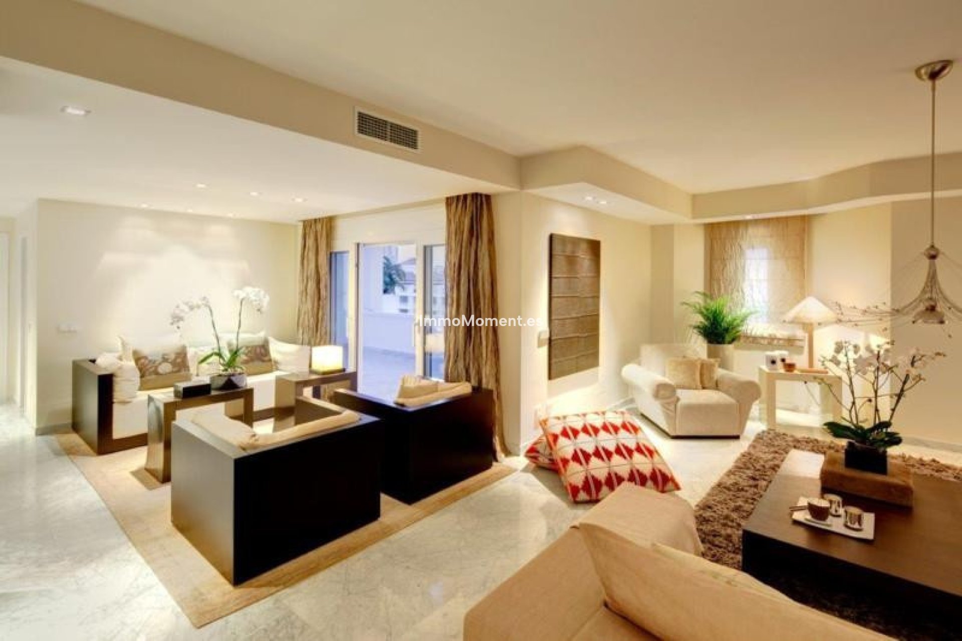 Resale - Apartment - Marbella - Puerto Banús