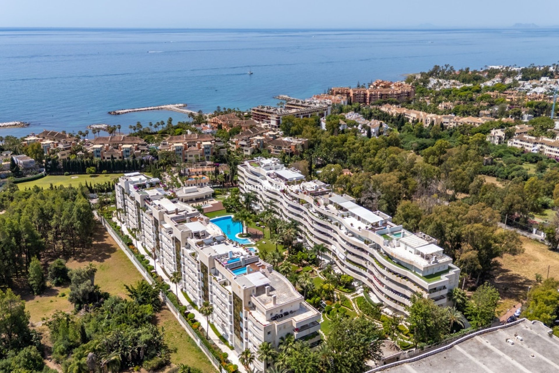 Resale - Apartment - Marbella - Puerto Banús