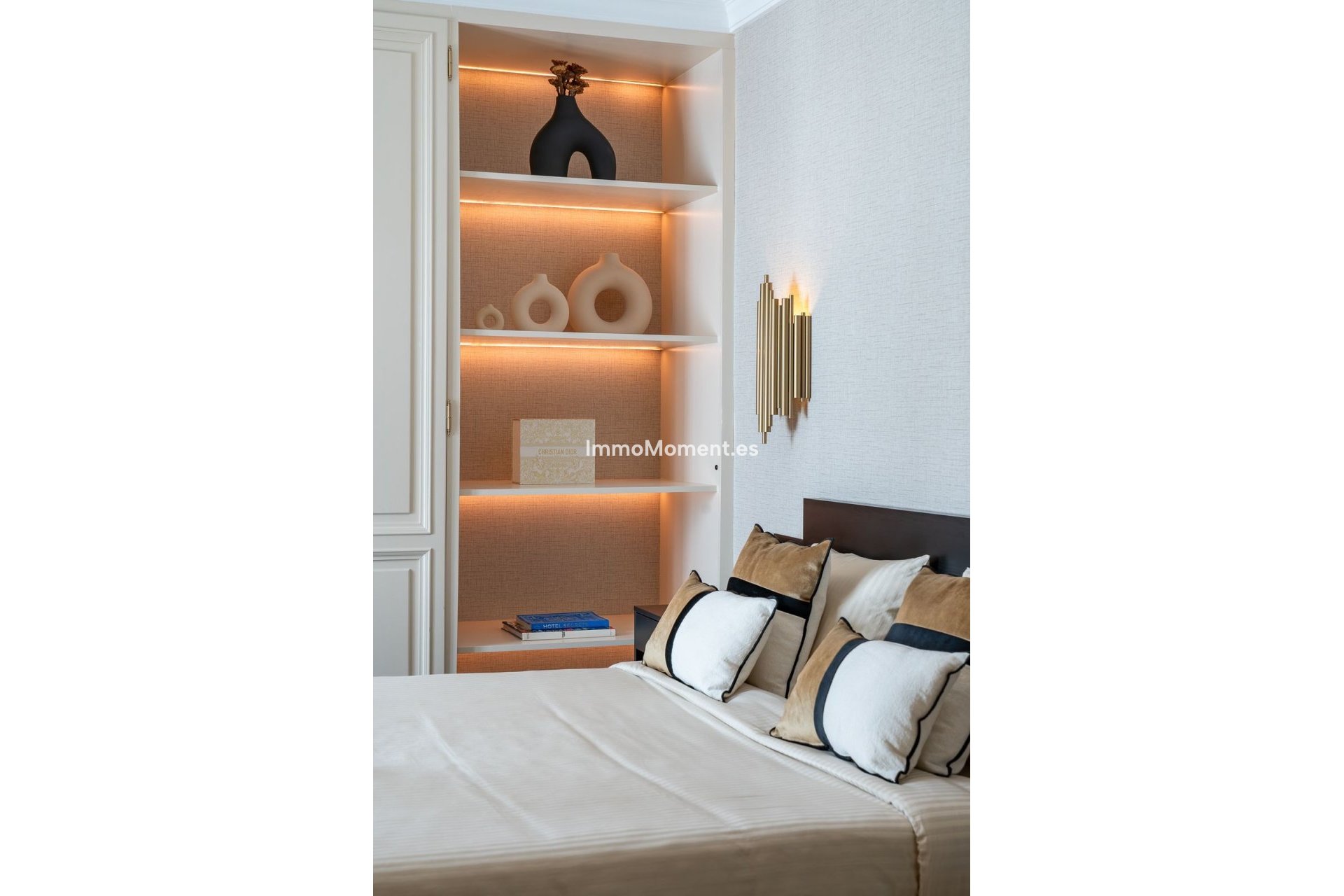 Resale - Apartment - Marbella - Puerto Banús