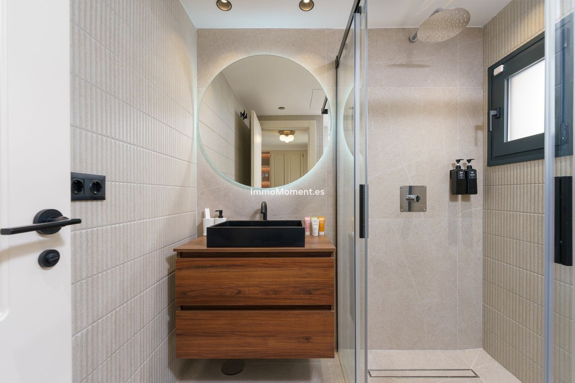 Resale - Apartment - Marbella - Puerto Banús