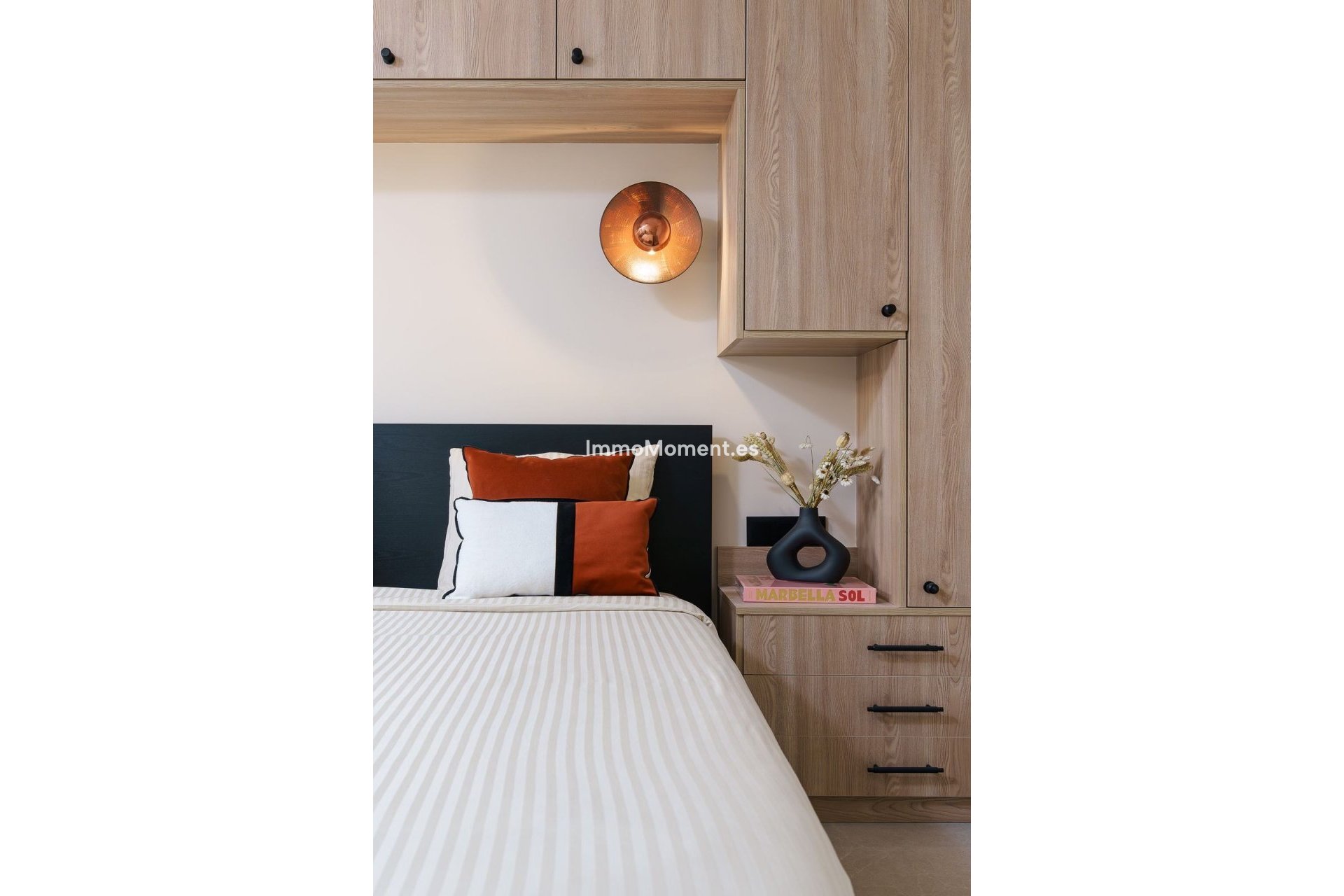 Resale - Apartment - Marbella - Puerto Banús