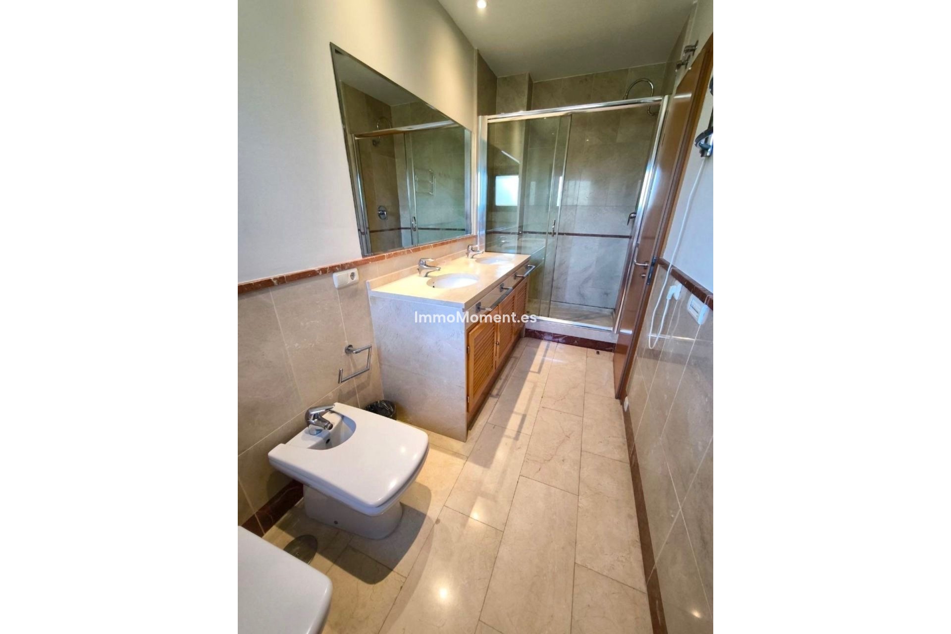 Resale - Apartment - Marbella - Puerto Banús