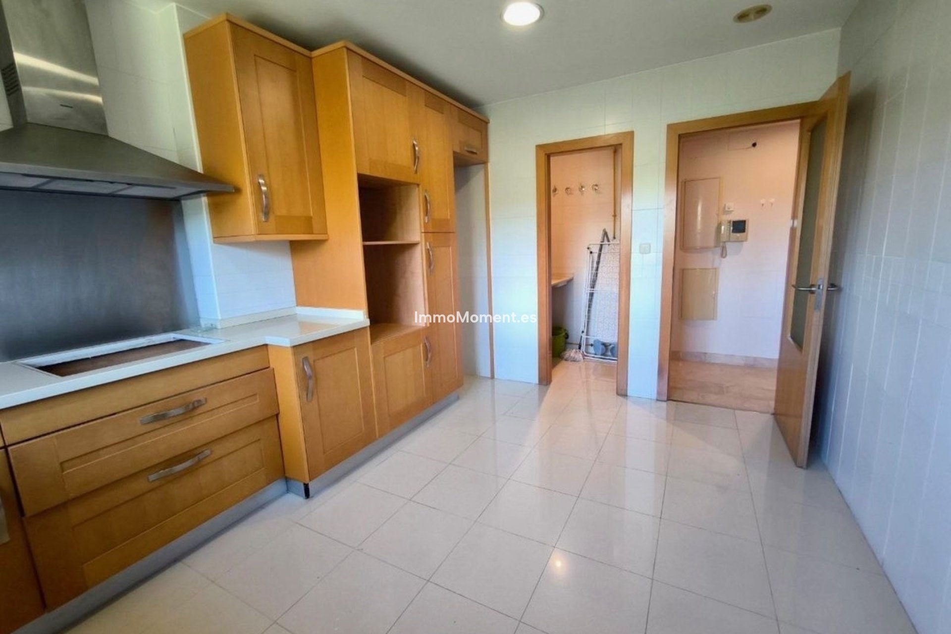 Resale - Apartment - Marbella - Puerto Banús