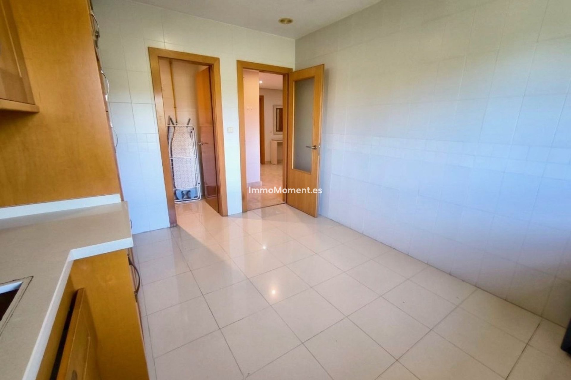 Resale - Apartment - Marbella - Puerto Banús