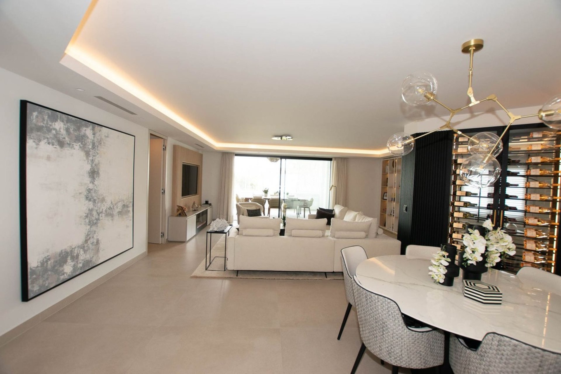 Resale - Apartment - Marbella - Puerto Banús