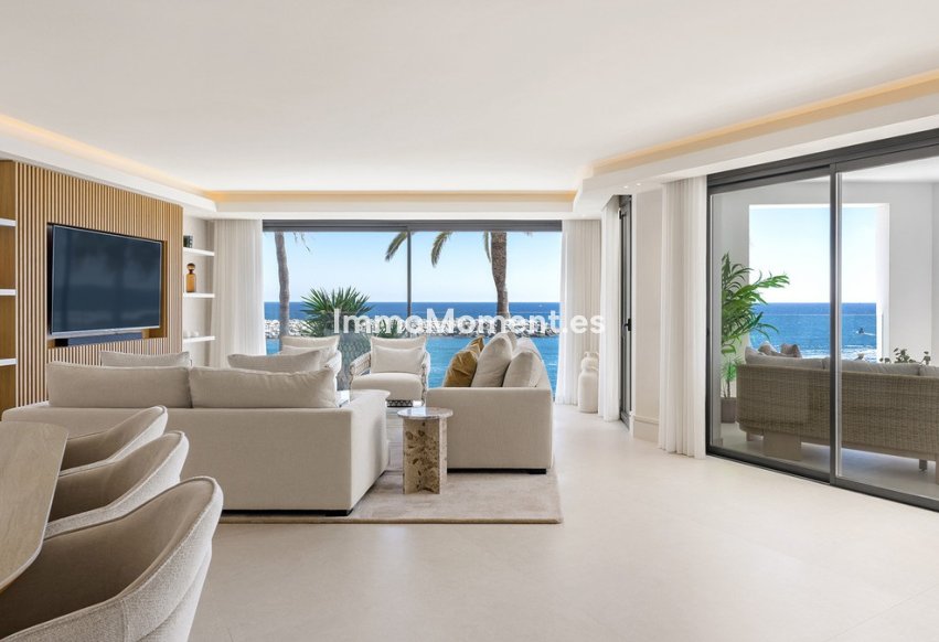 Resale - Apartment - Marbella - Puerto Banús