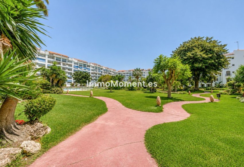 Resale - Apartment - Marbella - Puerto Banús
