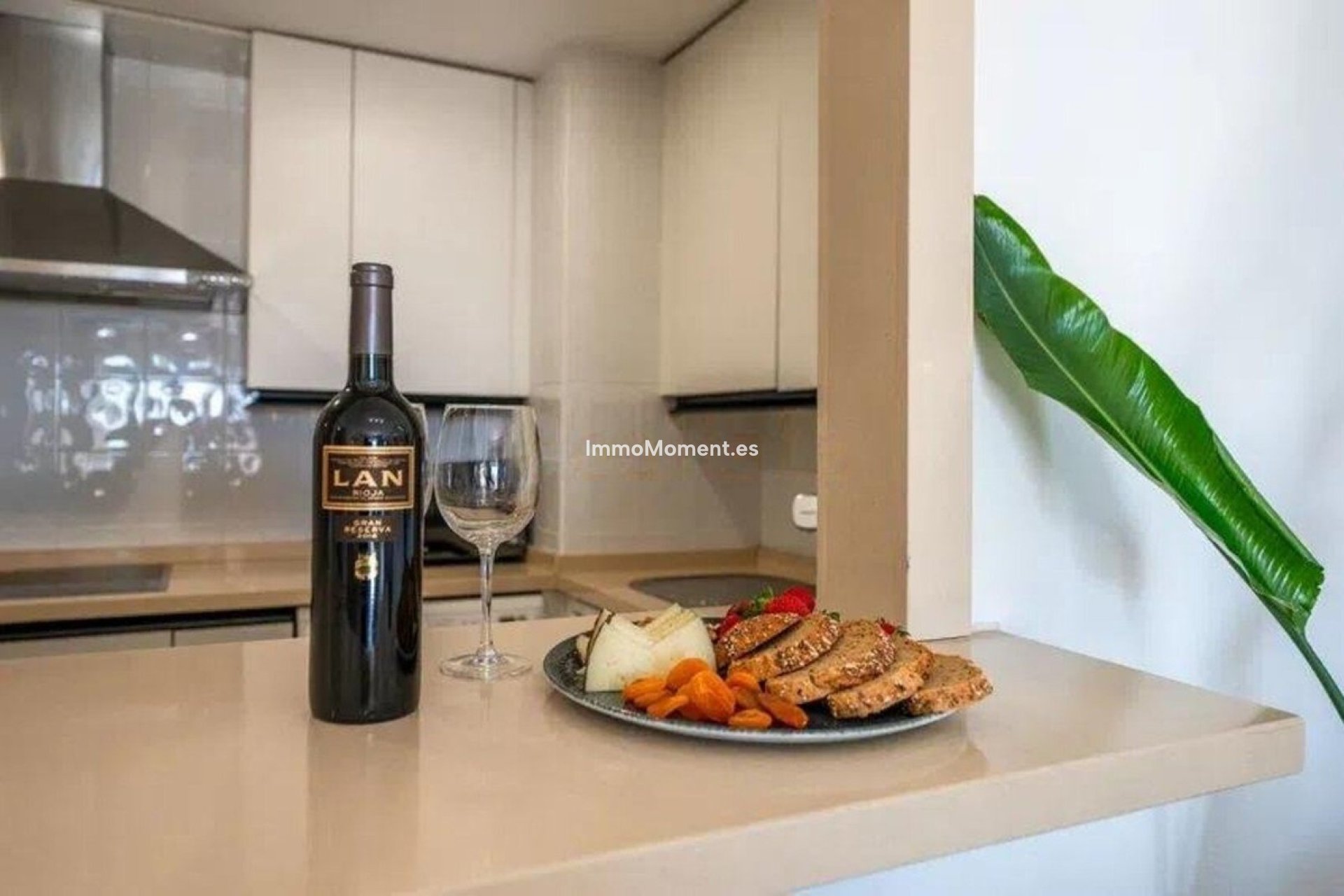 Resale - Apartment - Marbella - Puerto Banús
