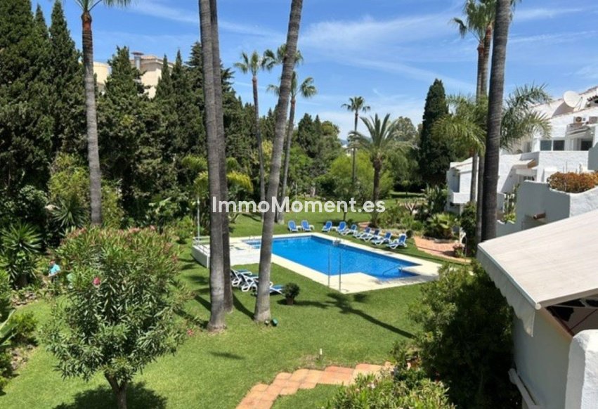 Resale - Apartment - Marbella - Puerto Banús