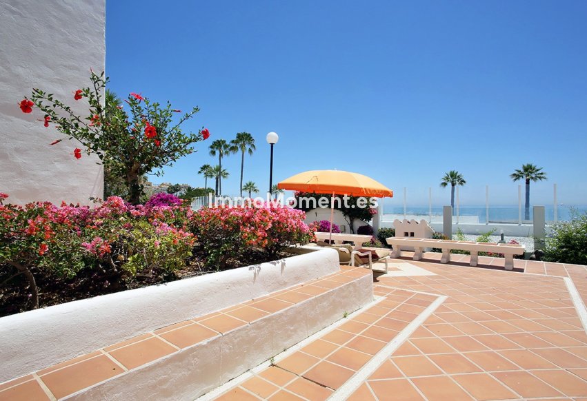 Resale - Apartment - Marbella - Puerto Banús