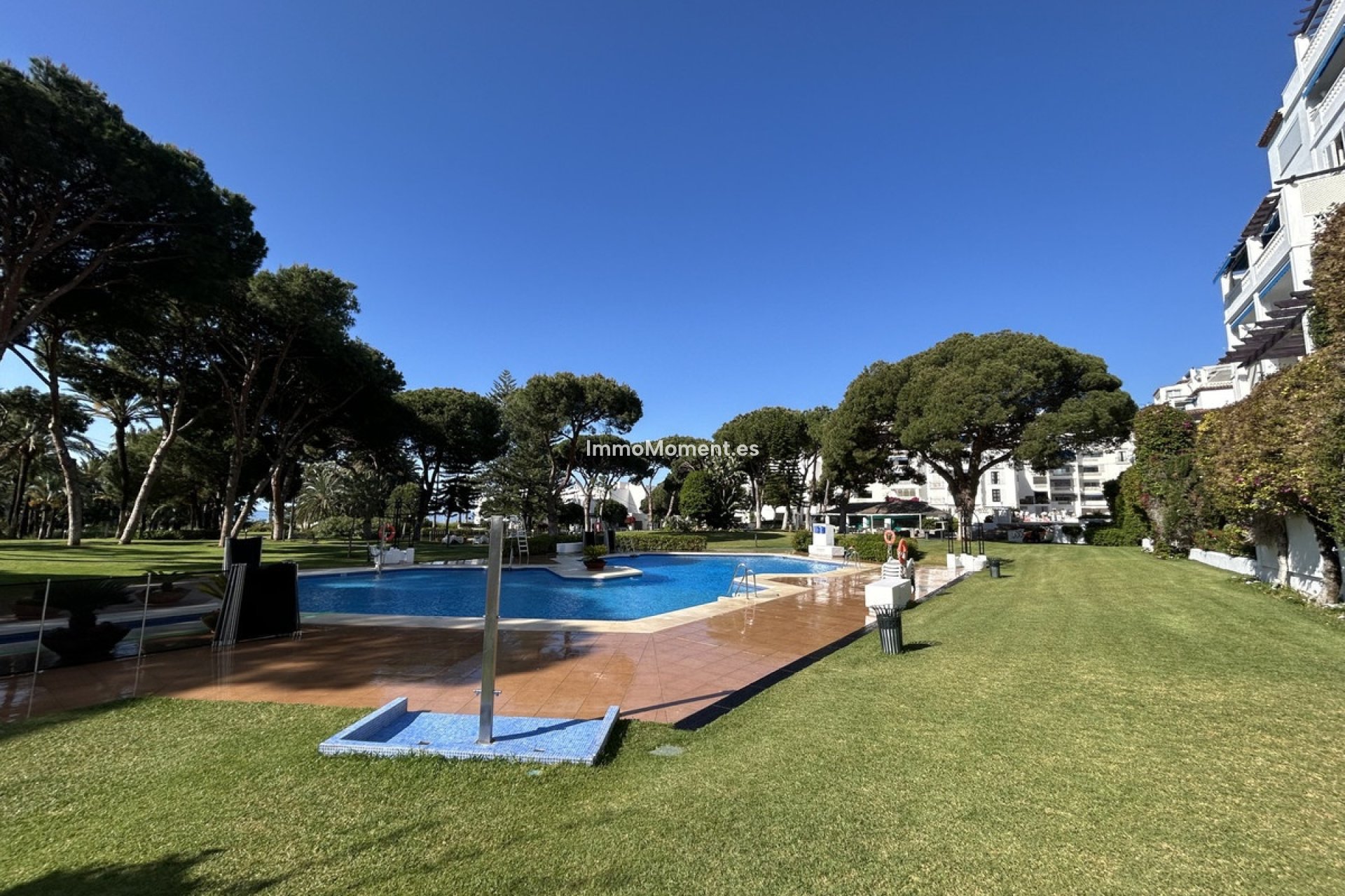 Resale - Apartment - Marbella - Puerto Banús