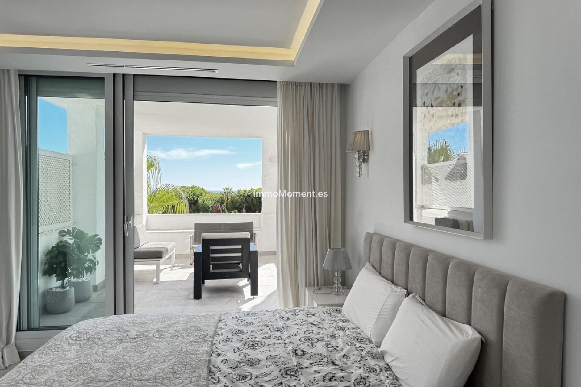 Resale - Apartment - Marbella - Puerto Banús