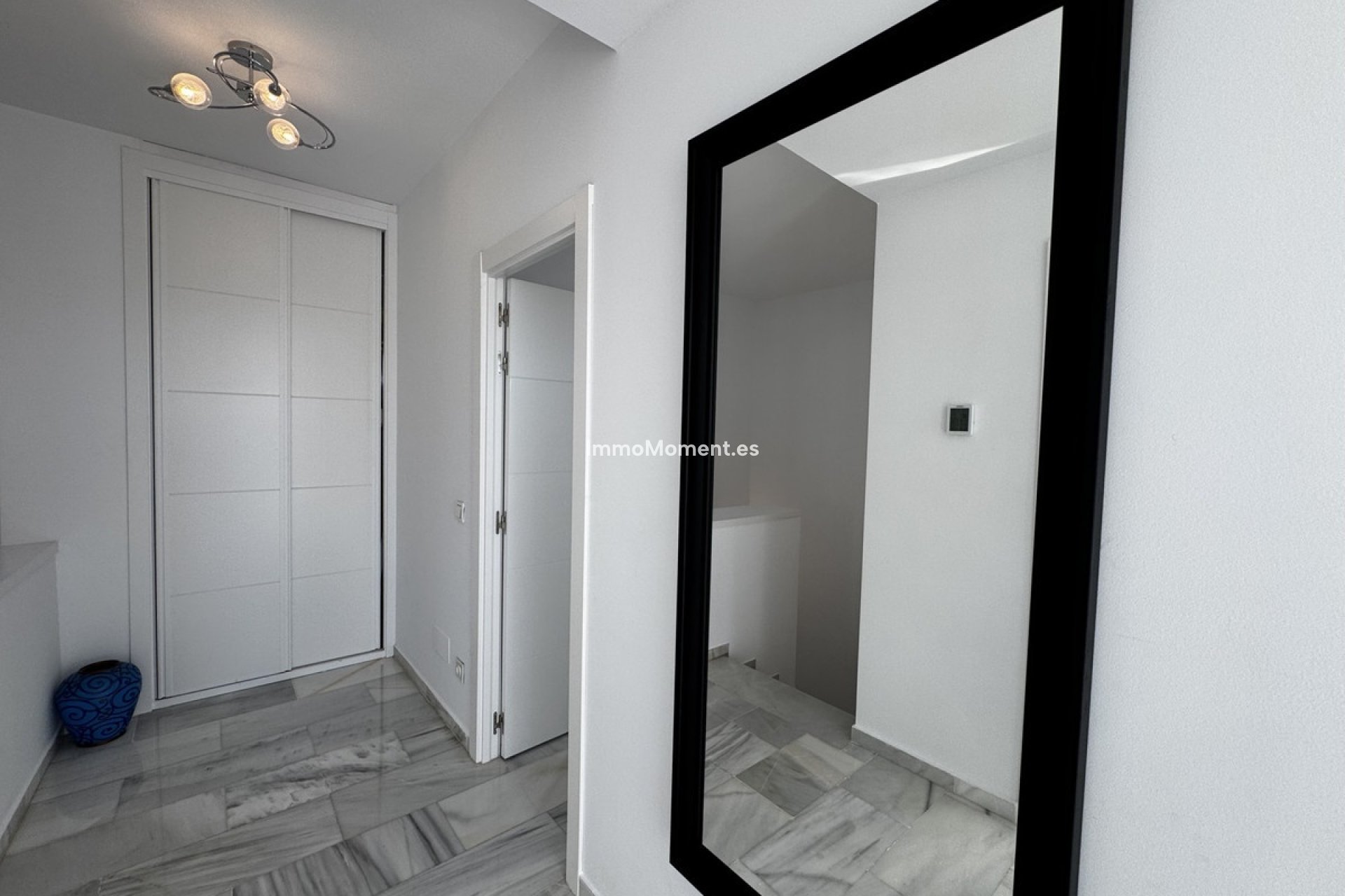 Resale - Apartment - Marbella - Puerto Banús