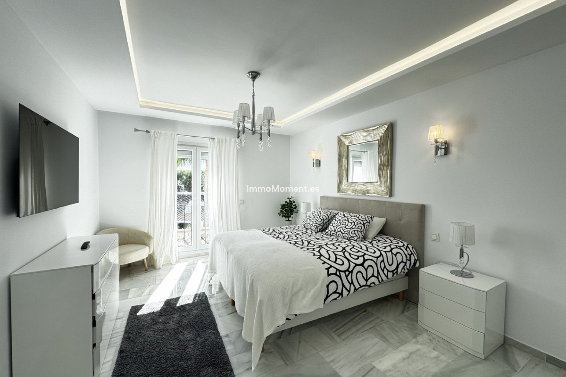 Resale - Apartment - Marbella - Puerto Banús