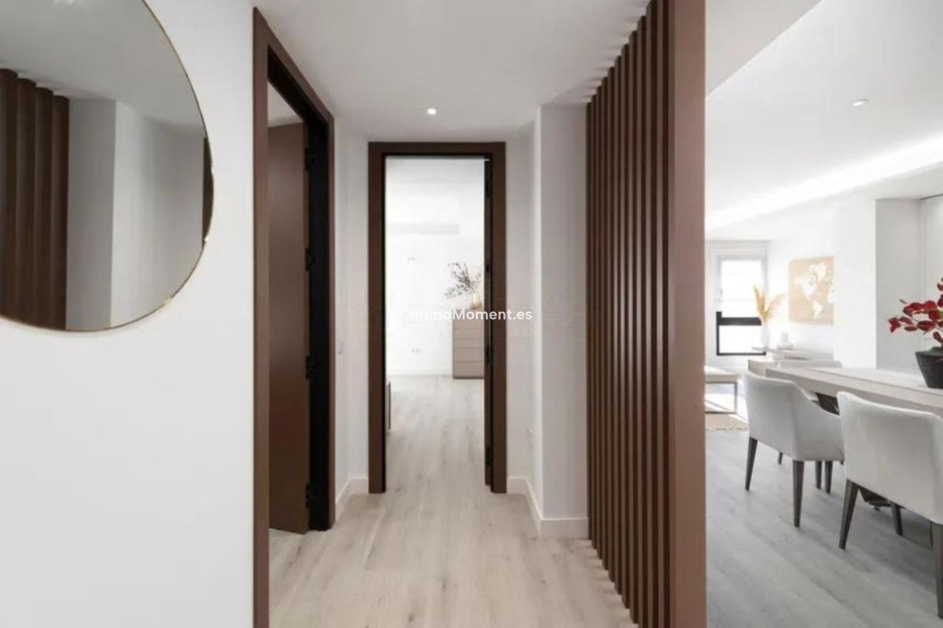 Resale - Apartment - Marbella - Puerto Banús