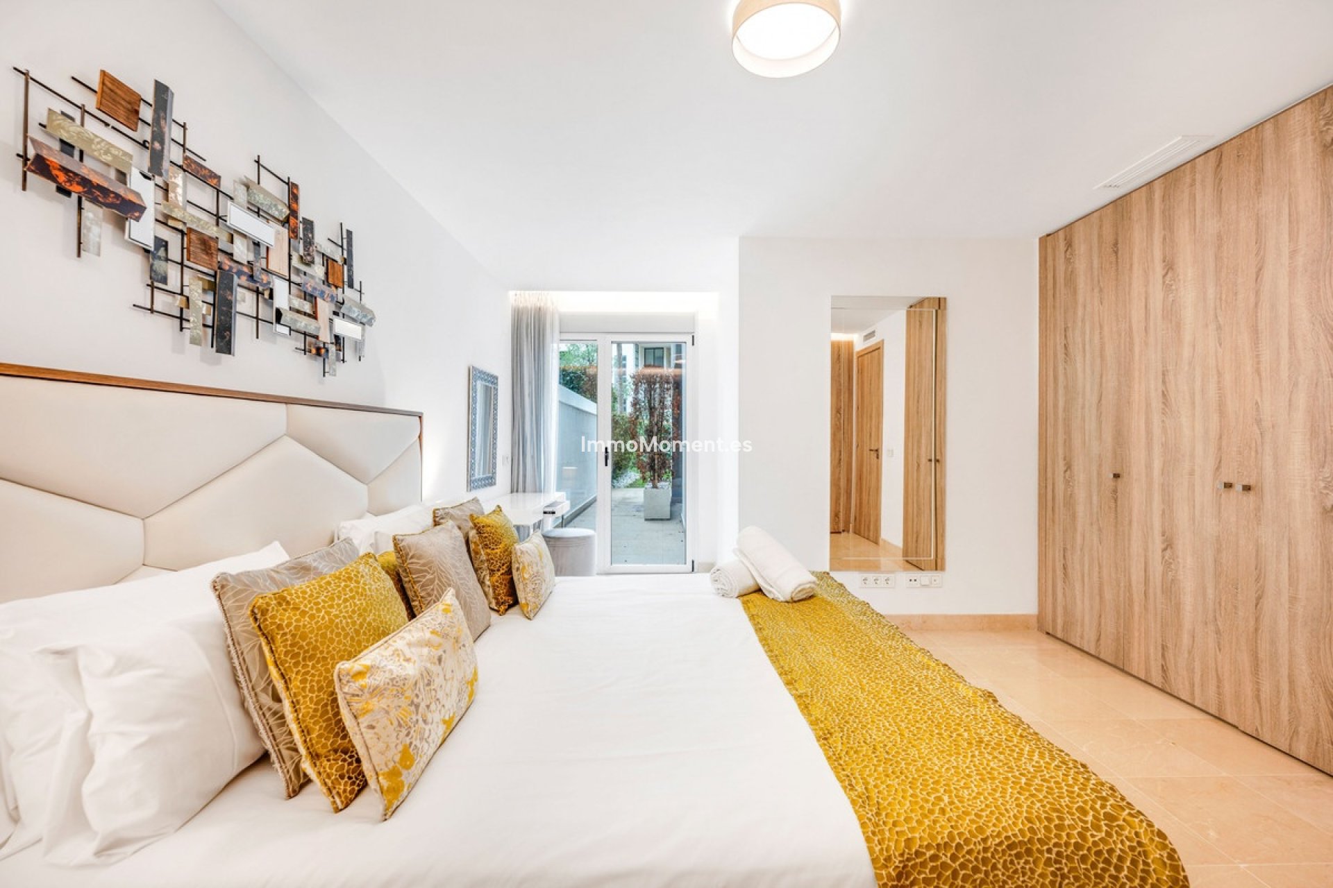 Resale - Apartment - Marbella - Puerto Banús