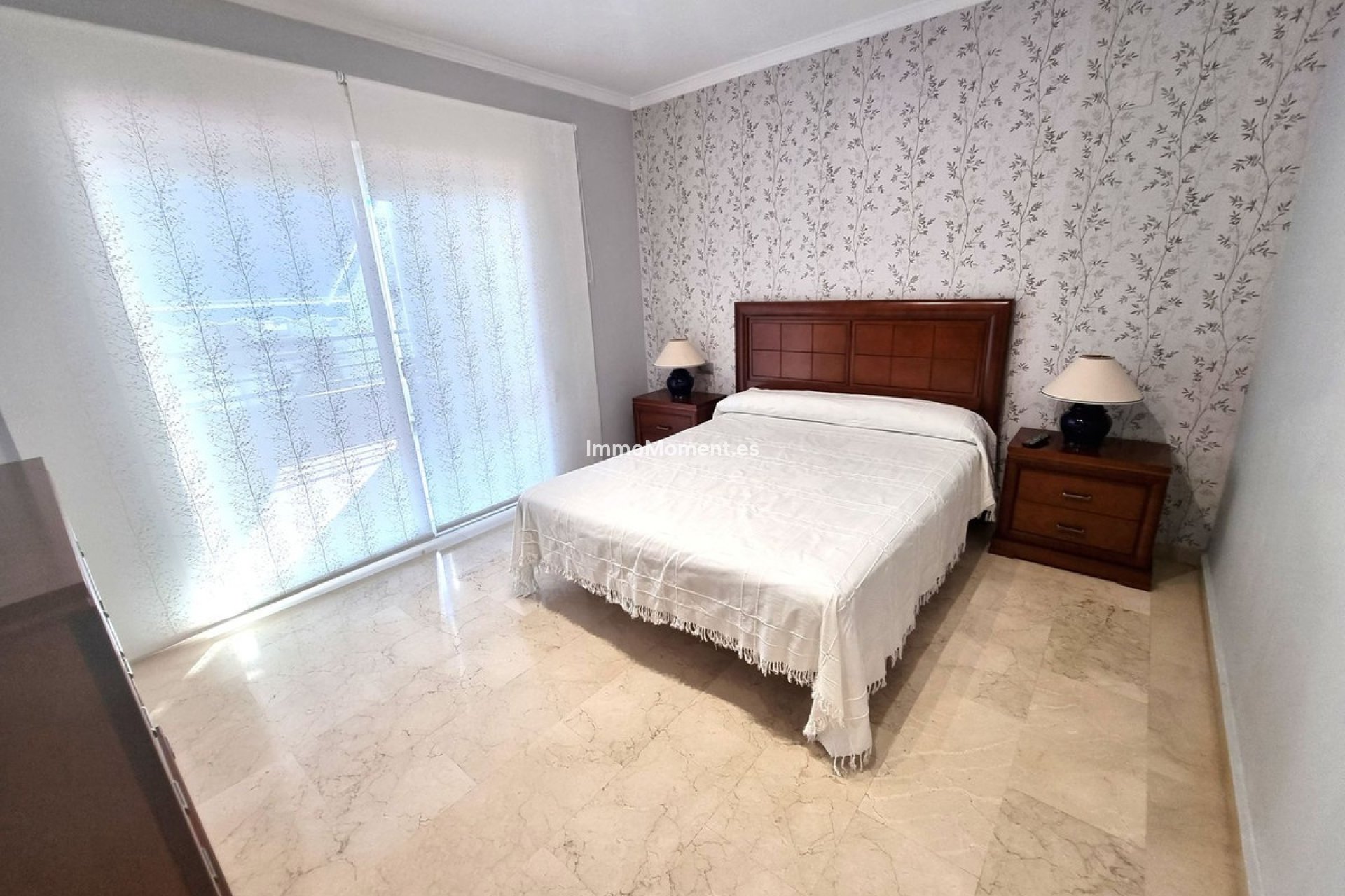 Resale - Apartment - Marbella - Puerto Banús