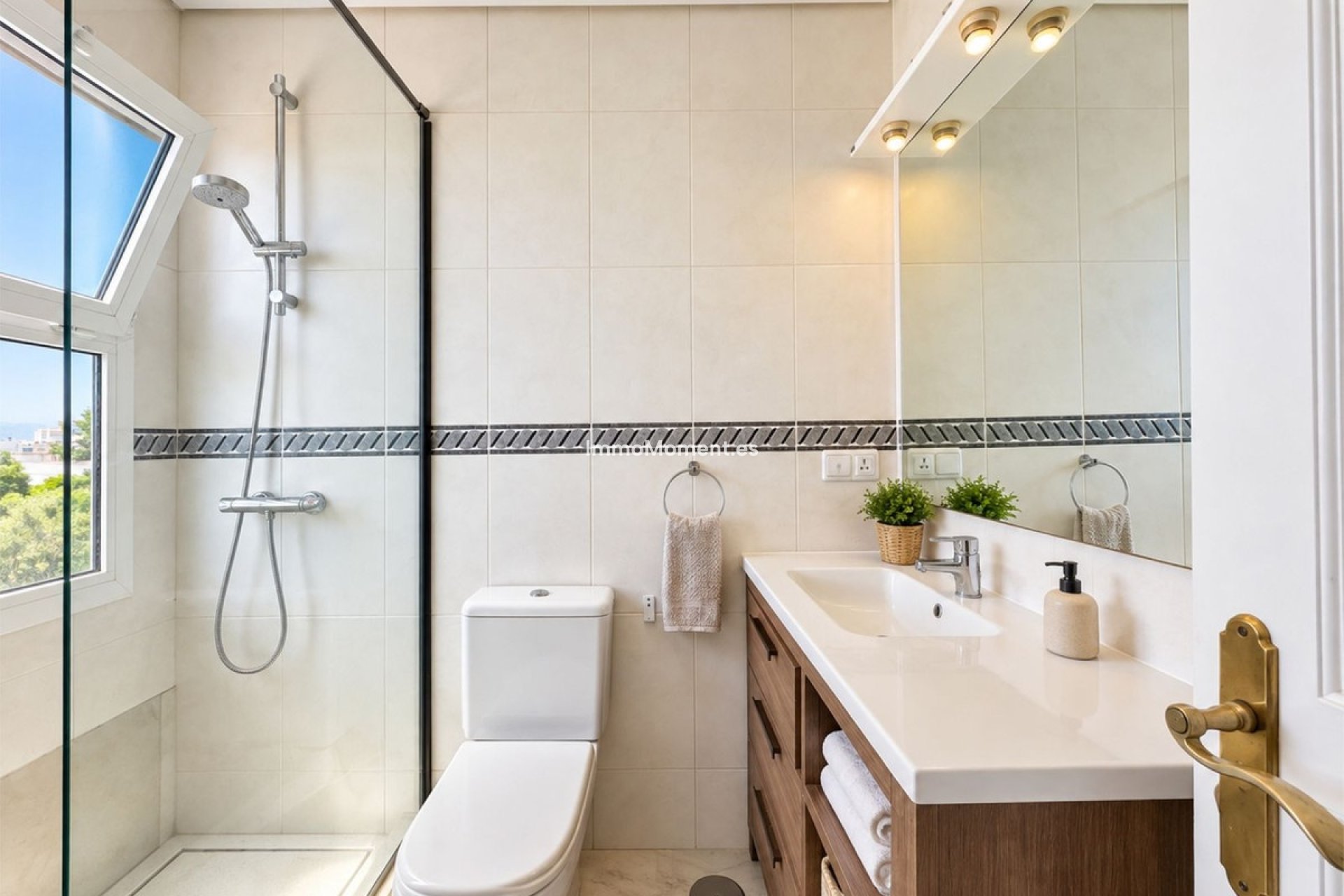 Resale - Apartment - Marbella - Puerto de Cabopino