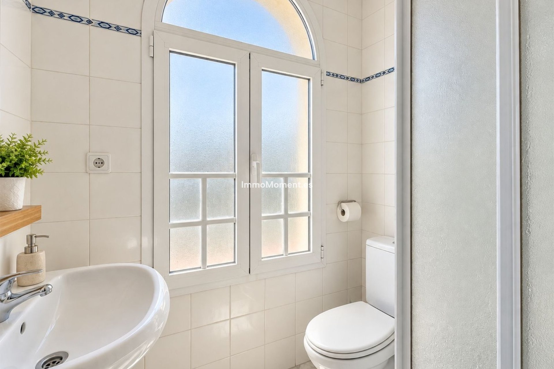 Resale - Apartment - Marbella - Puerto de Cabopino