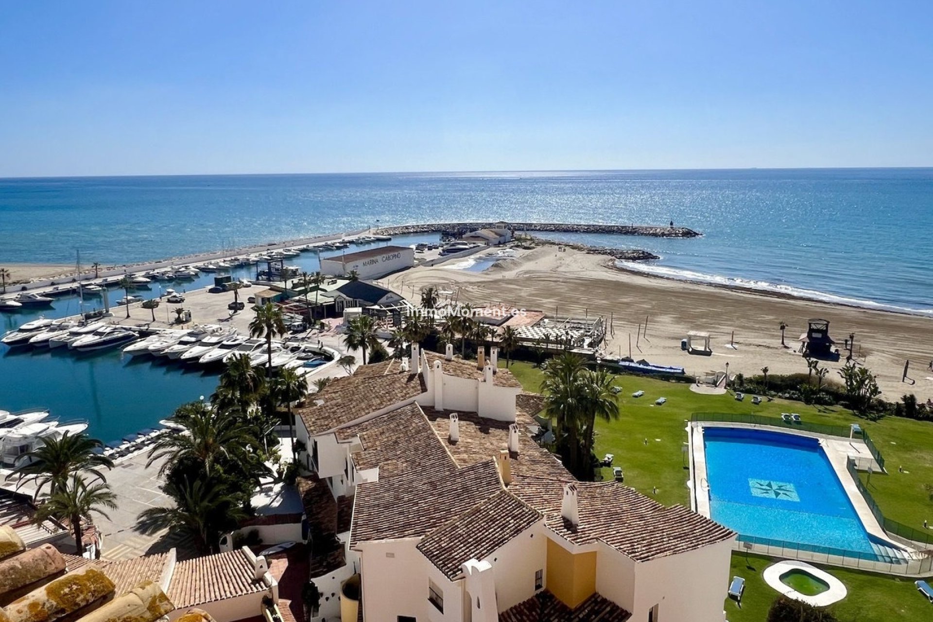 Resale - Apartment - Marbella - Puerto de Cabopino
