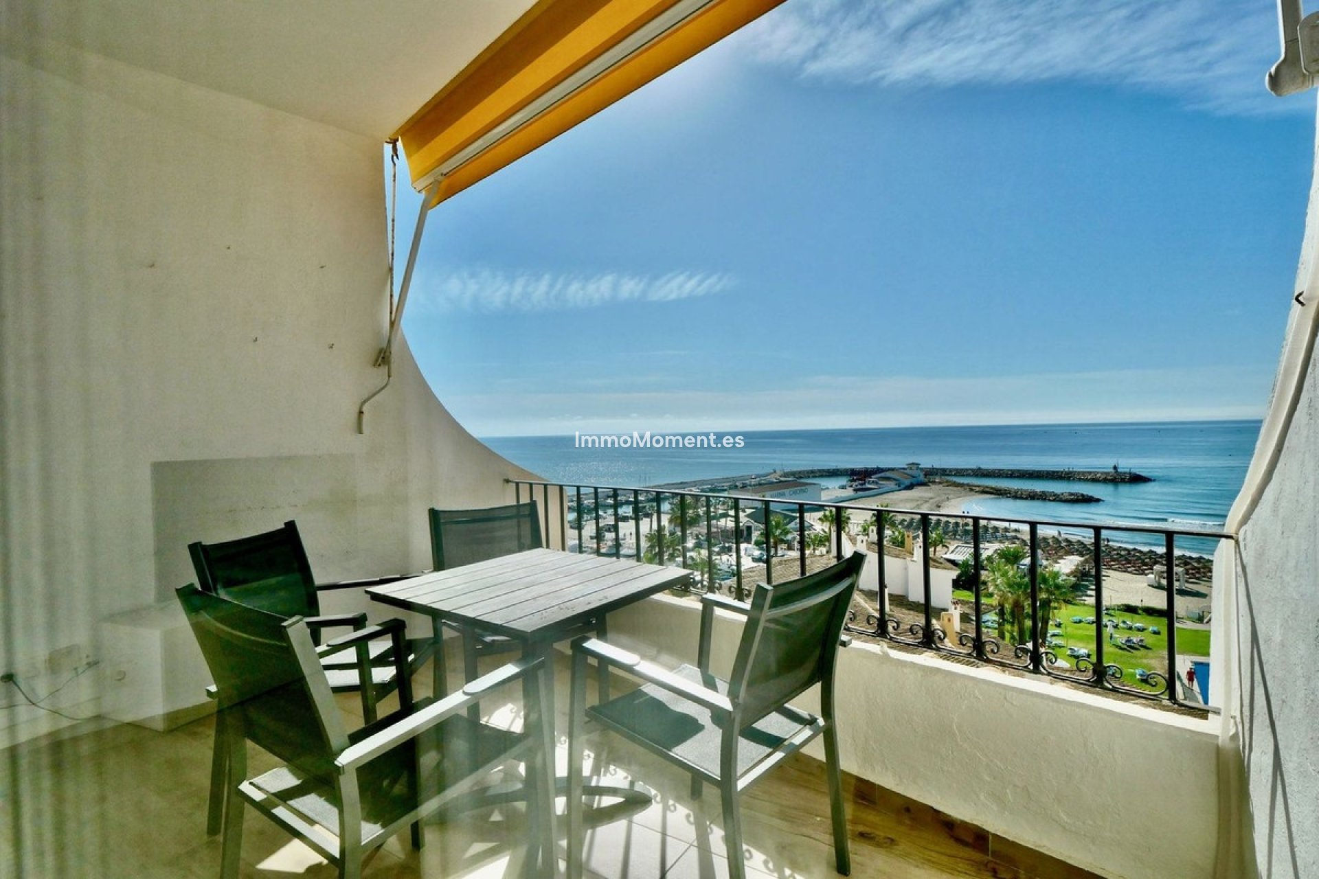 Resale - Apartment - Marbella - Puerto de Cabopino