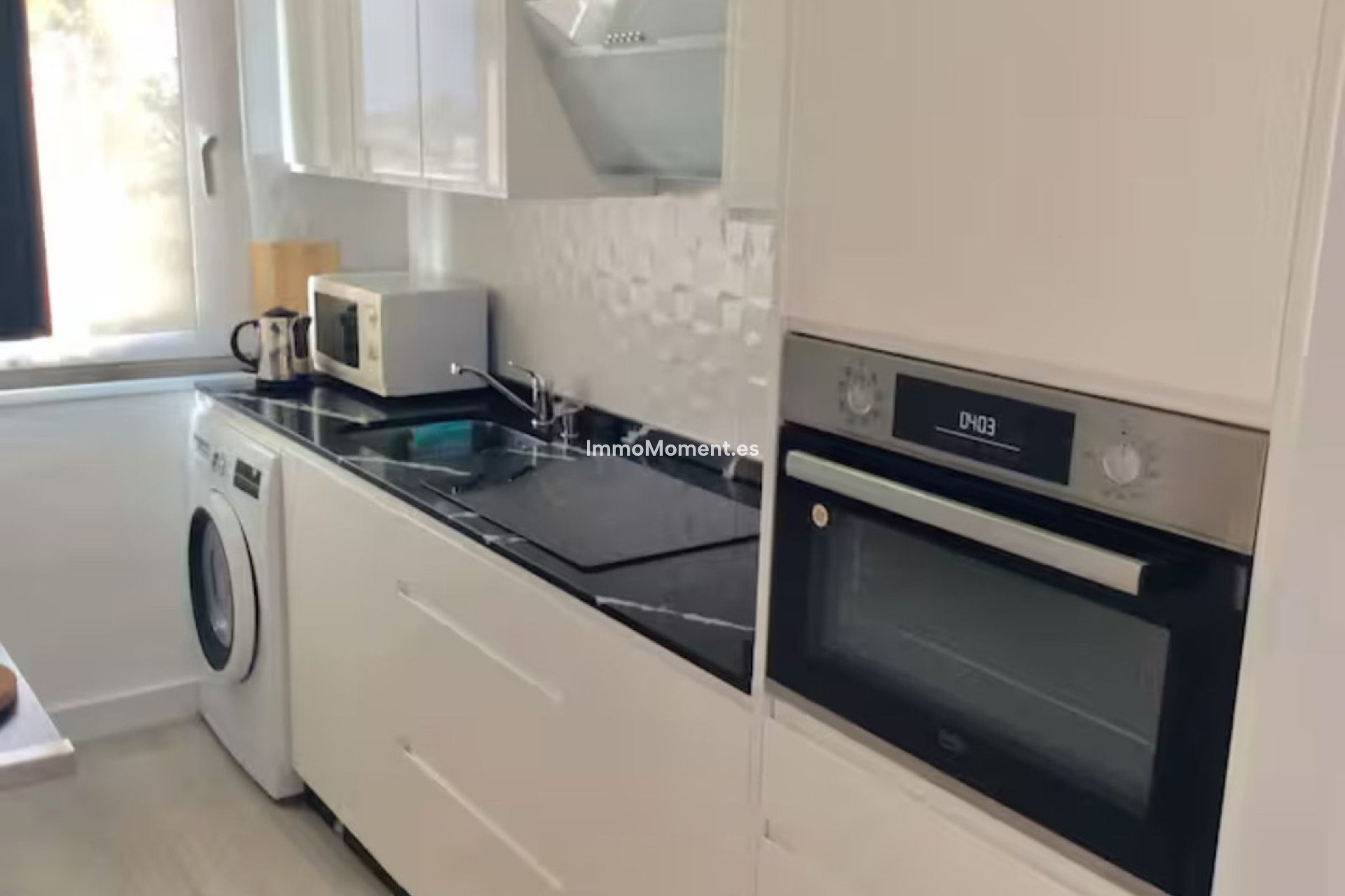 Resale - Apartment - Marbella - Puerto de Cabopino