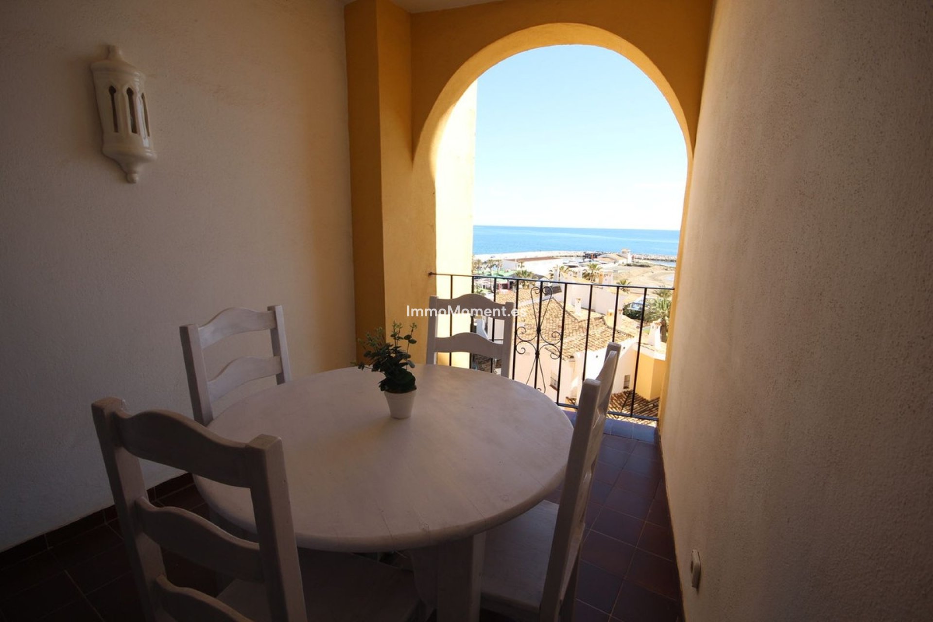 Resale - Apartment - Marbella - Puerto de Cabopino