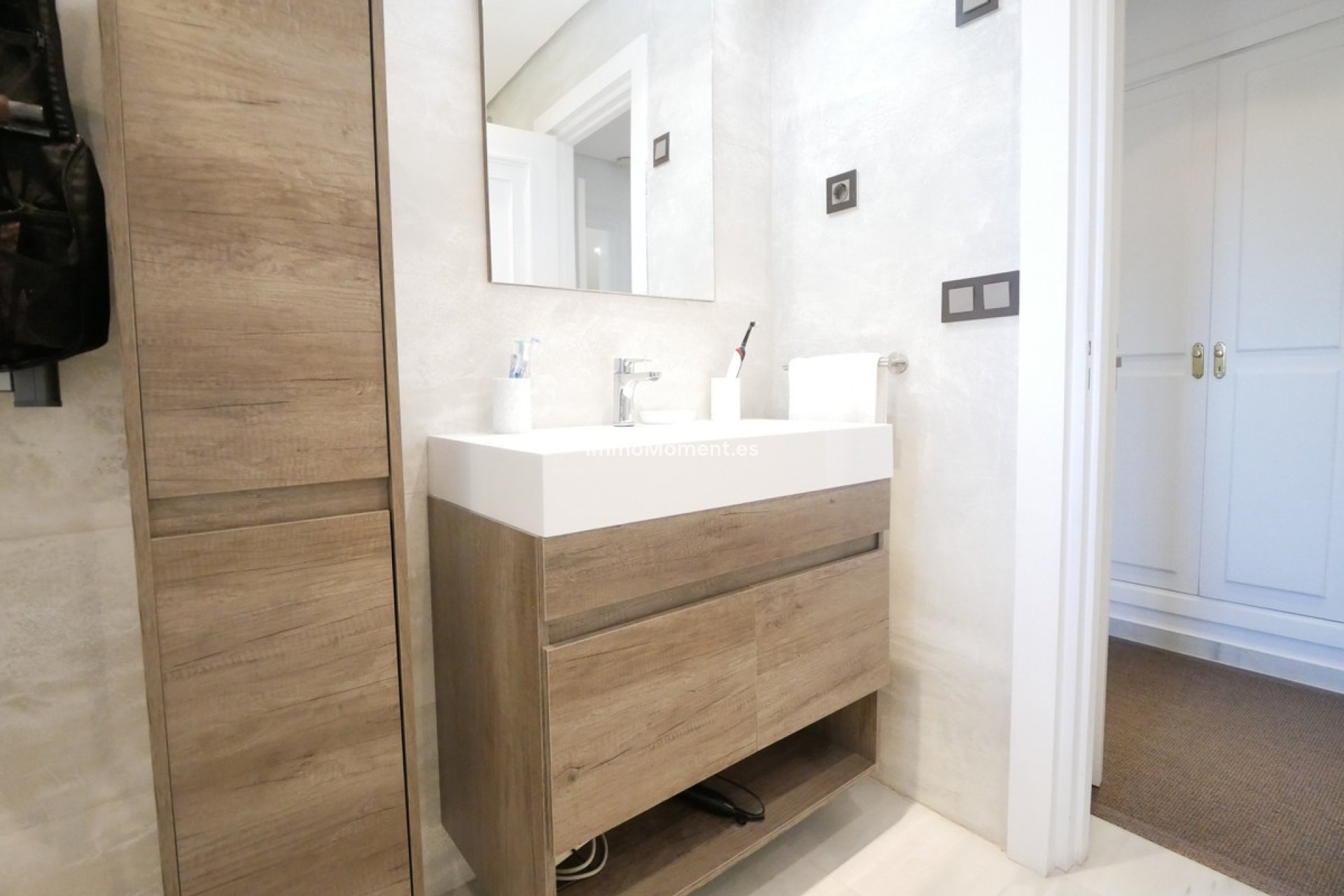 Resale - Apartment - Marbella - Puerto de Cabopino