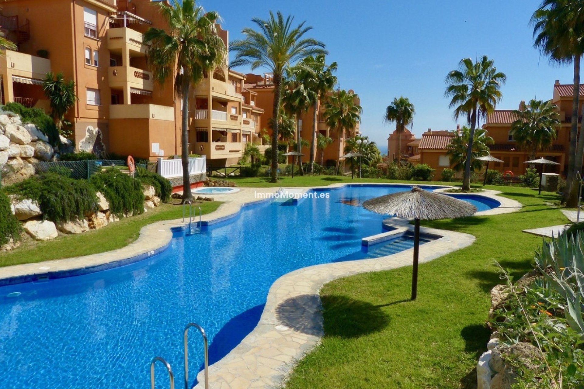 Resale - Apartment - Marbella - Reserva de Marbella