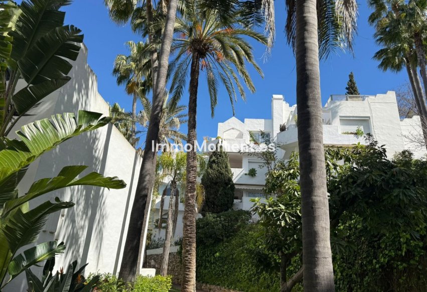 Resale - Apartment - Marbella - Reserva de Marbella