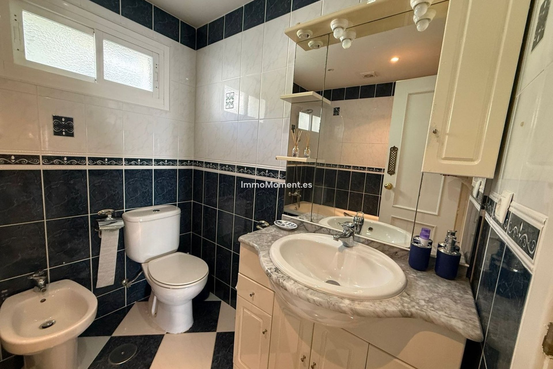 Resale - Apartment - Marbella - Reserva de Marbella