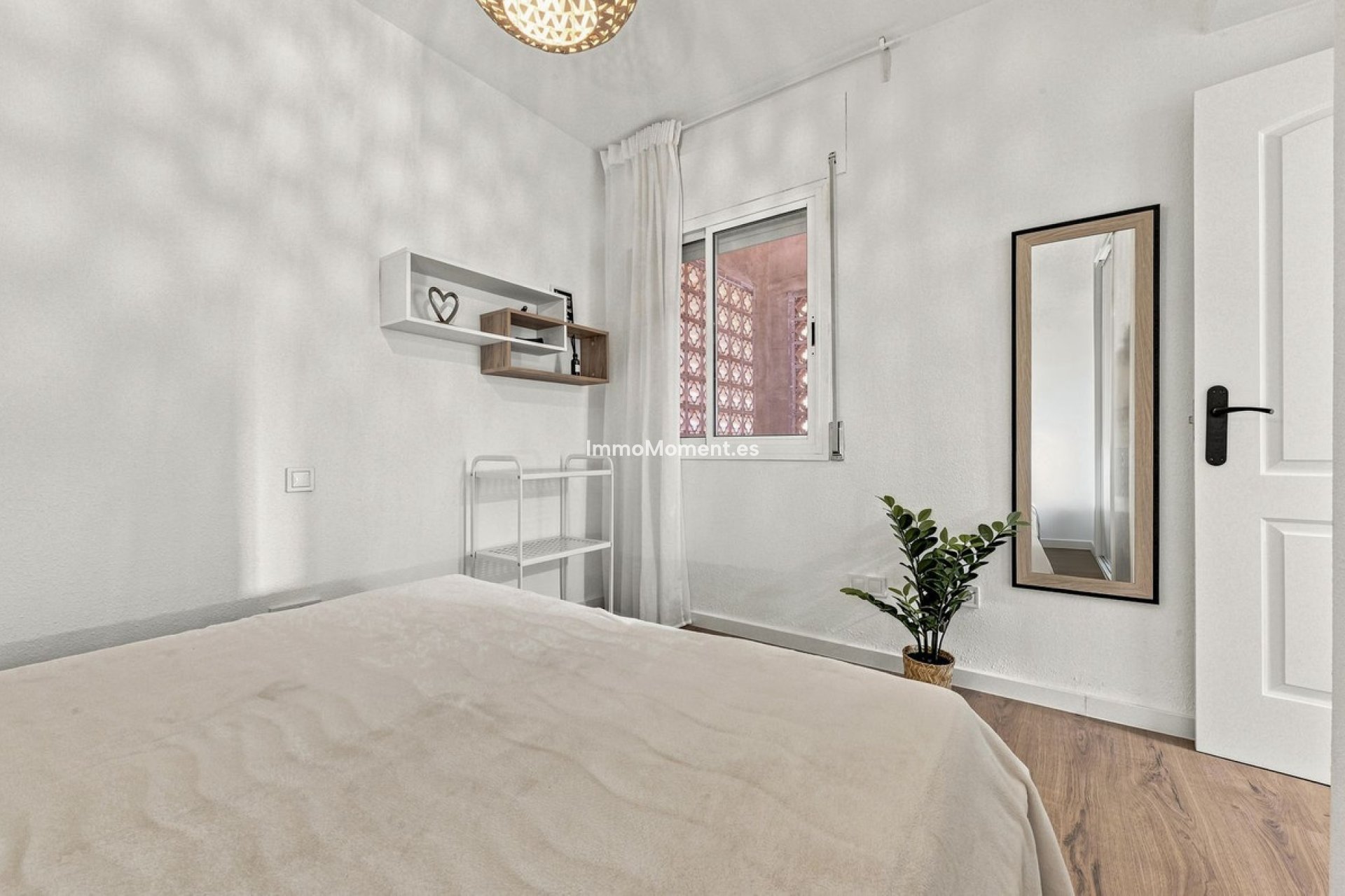 Resale - Apartment - Marbella - Reserva de Marbella
