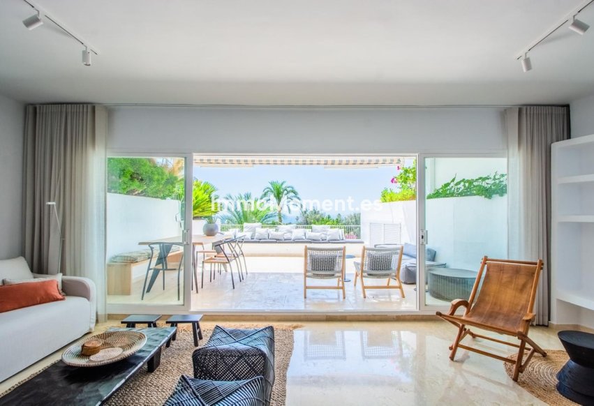 Resale - Apartment - Marbella - Río Real