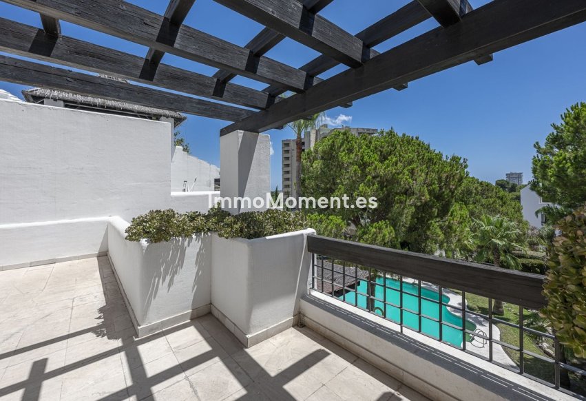 Resale - Apartment - Marbella - Río Real