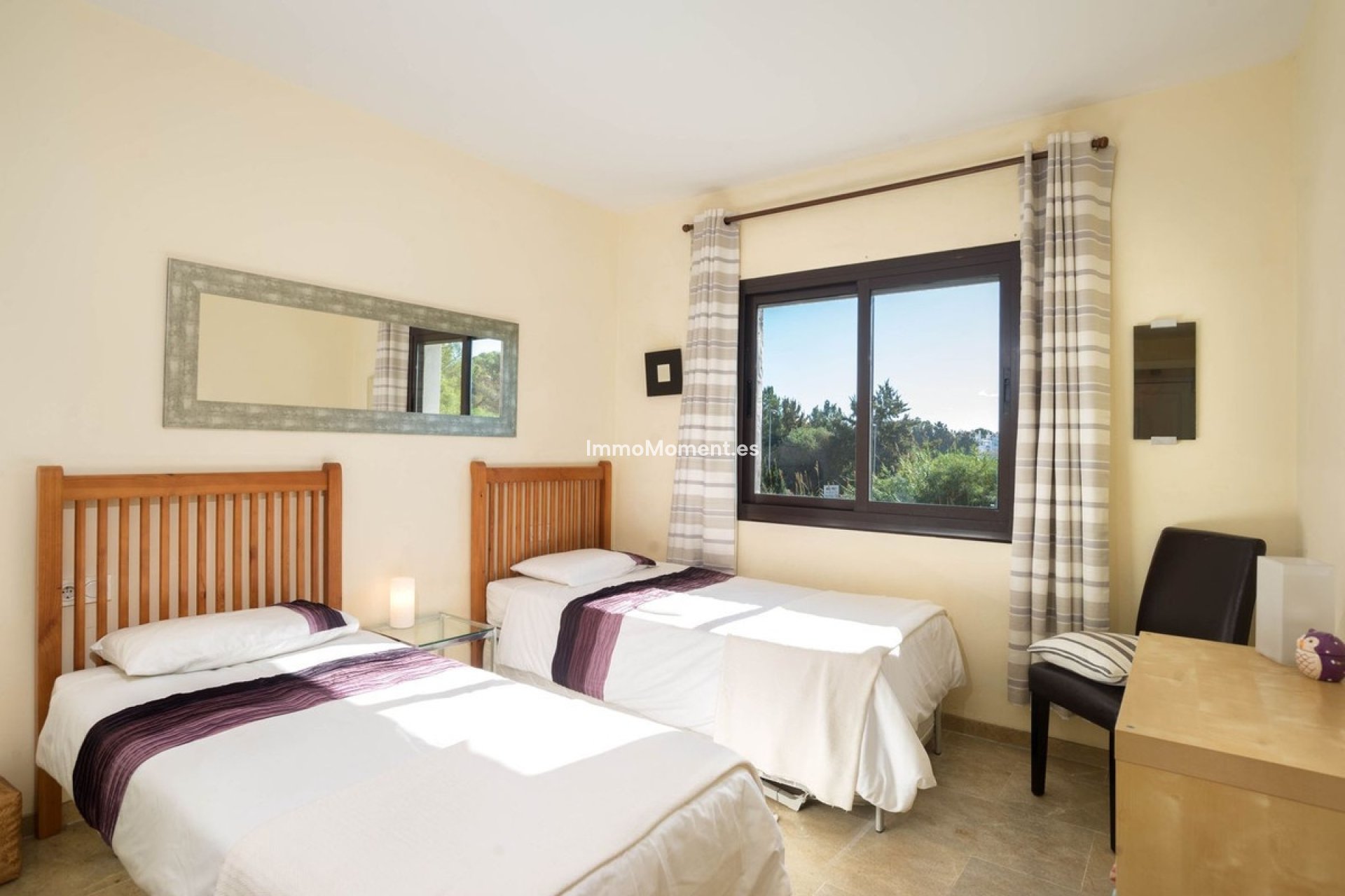 Resale - Apartment - Marbella - Río Real