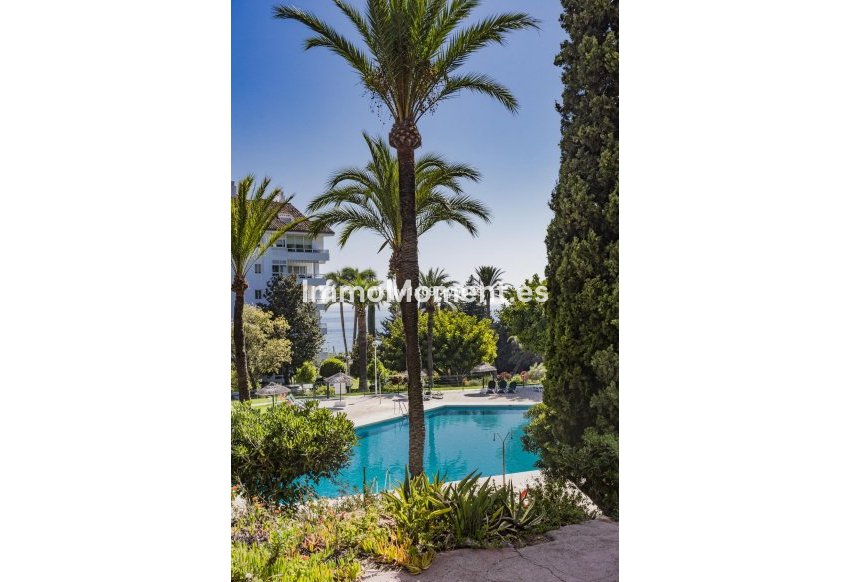 Resale - Apartment - Marbella - Río Real