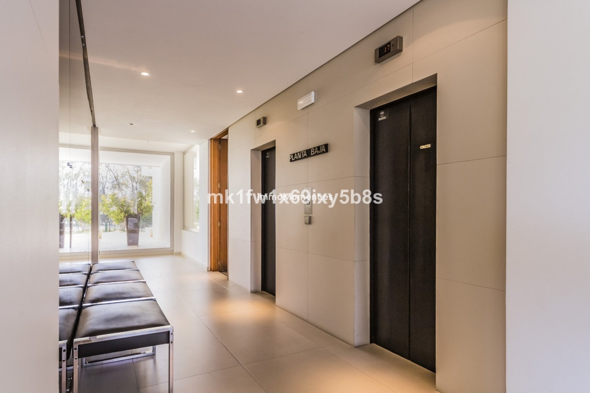 Resale - Apartment - Marbella - Río Real