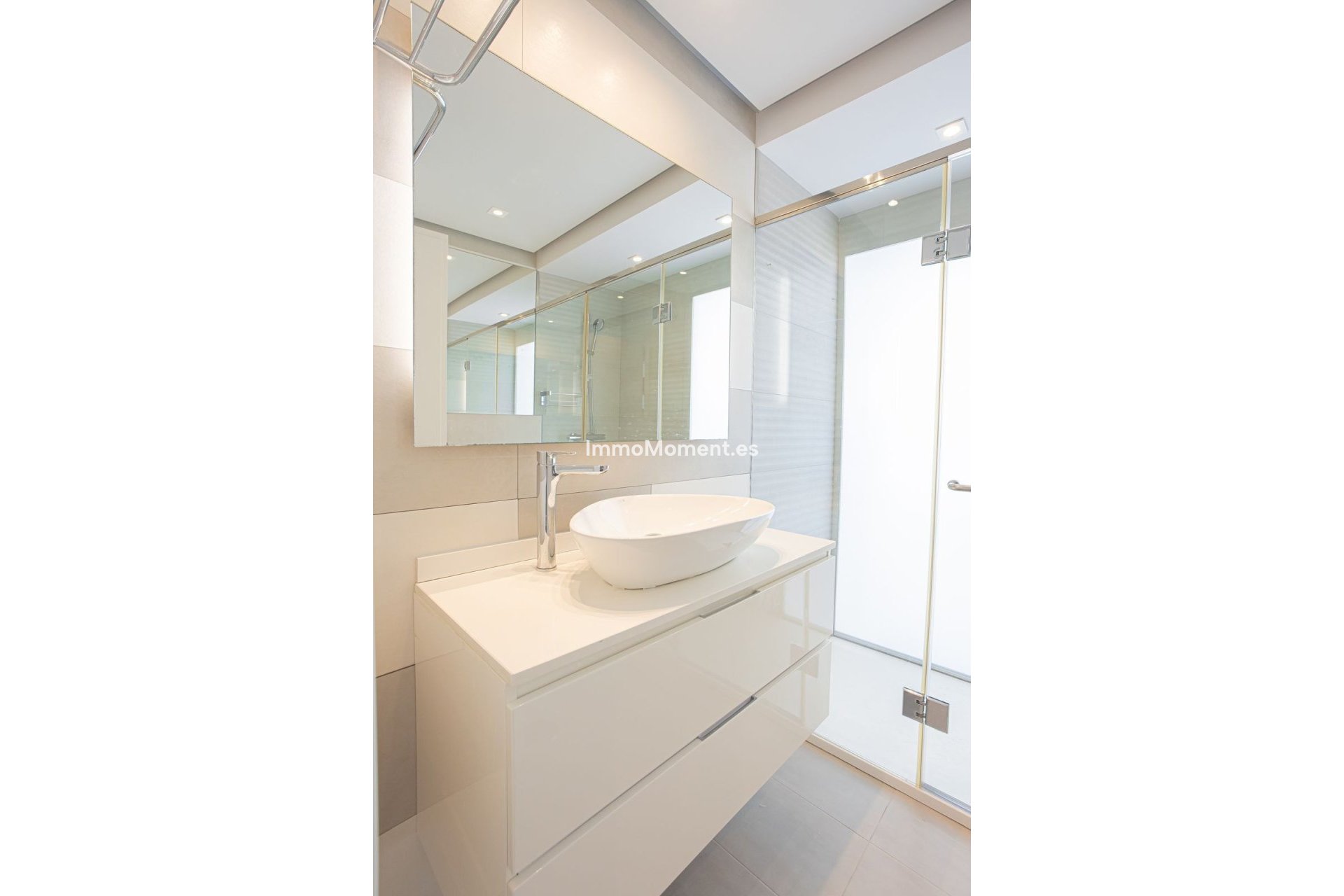 Resale - Apartment - Marbella - Río Real