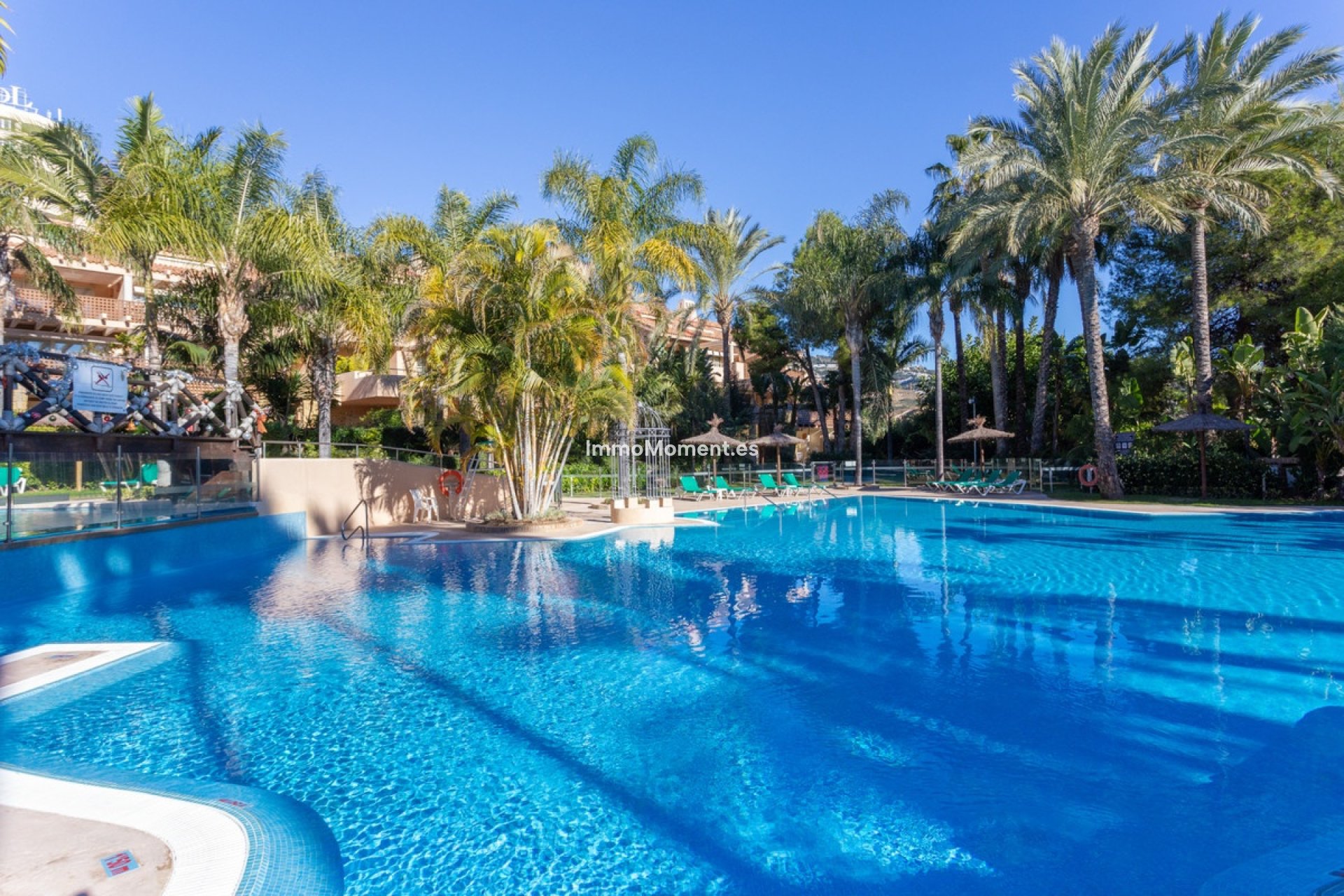 Resale - Apartment - Marbella - Río Real