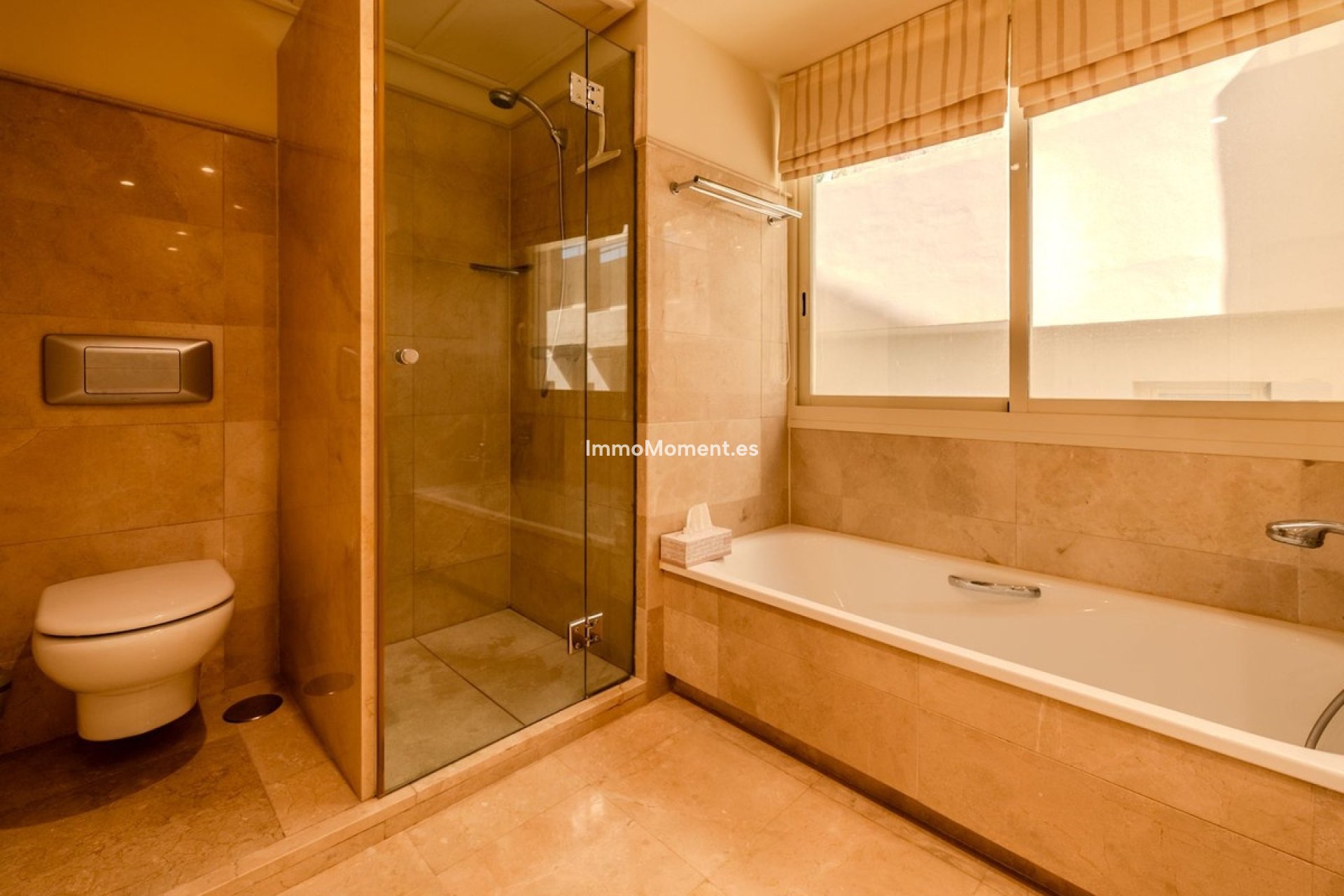 Resale - Apartment - Marbella - Río Real