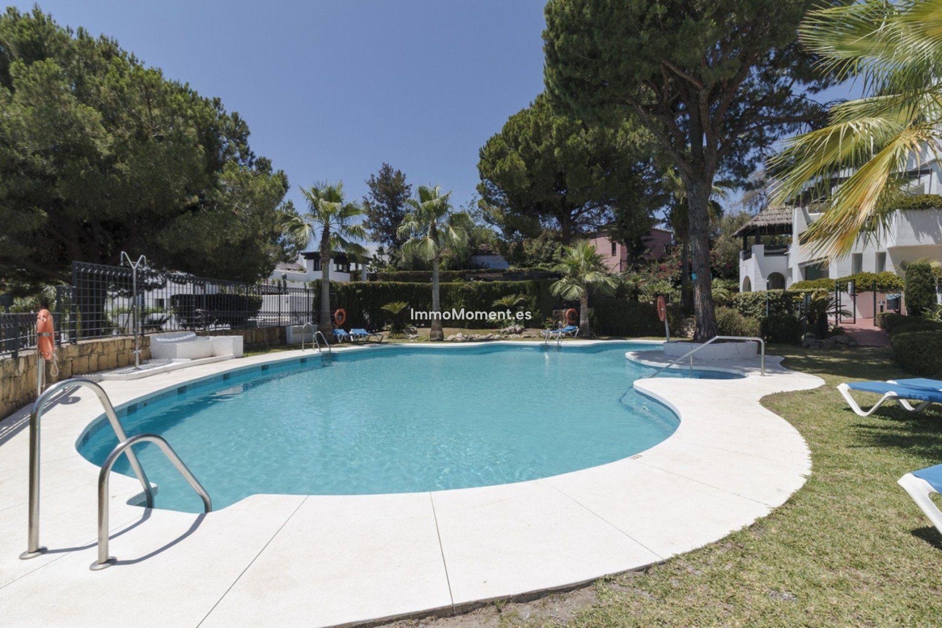 Resale - Apartment - Marbella - Río Real