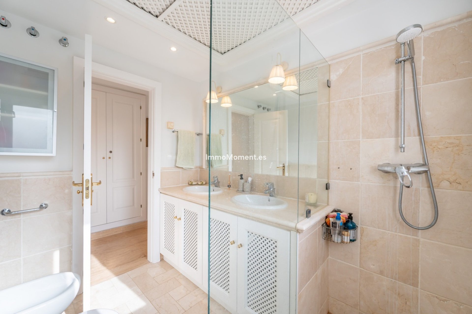 Resale - Apartment - Marbella - Río Real