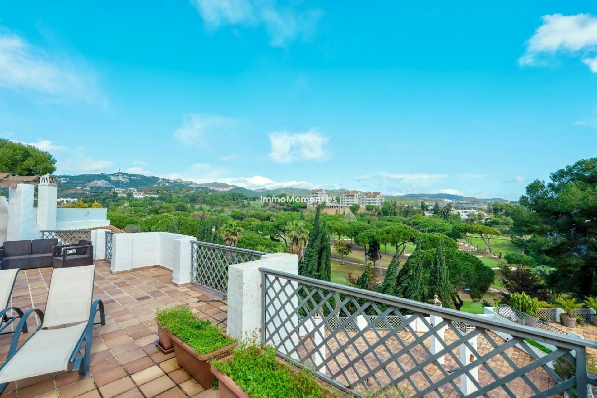 Resale - Apartment - Marbella - Río Real