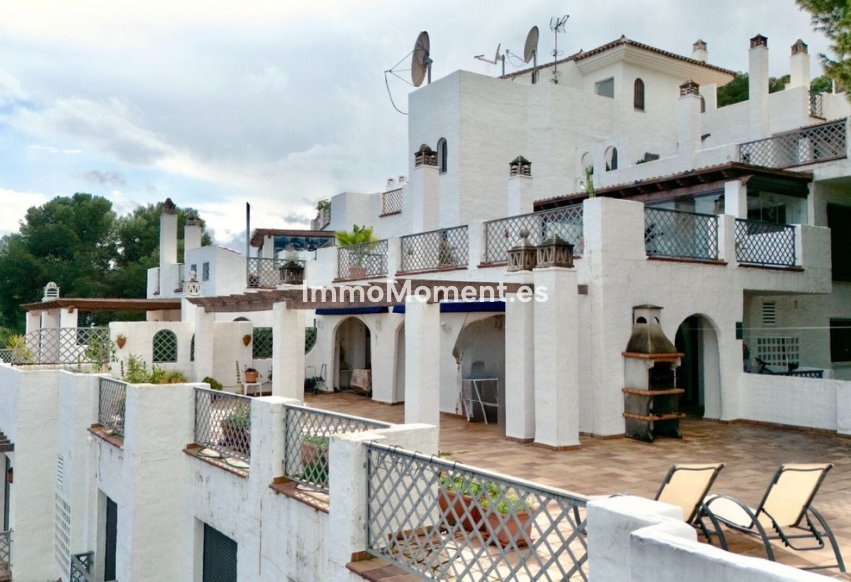 Resale - Apartment - Marbella - Río Real