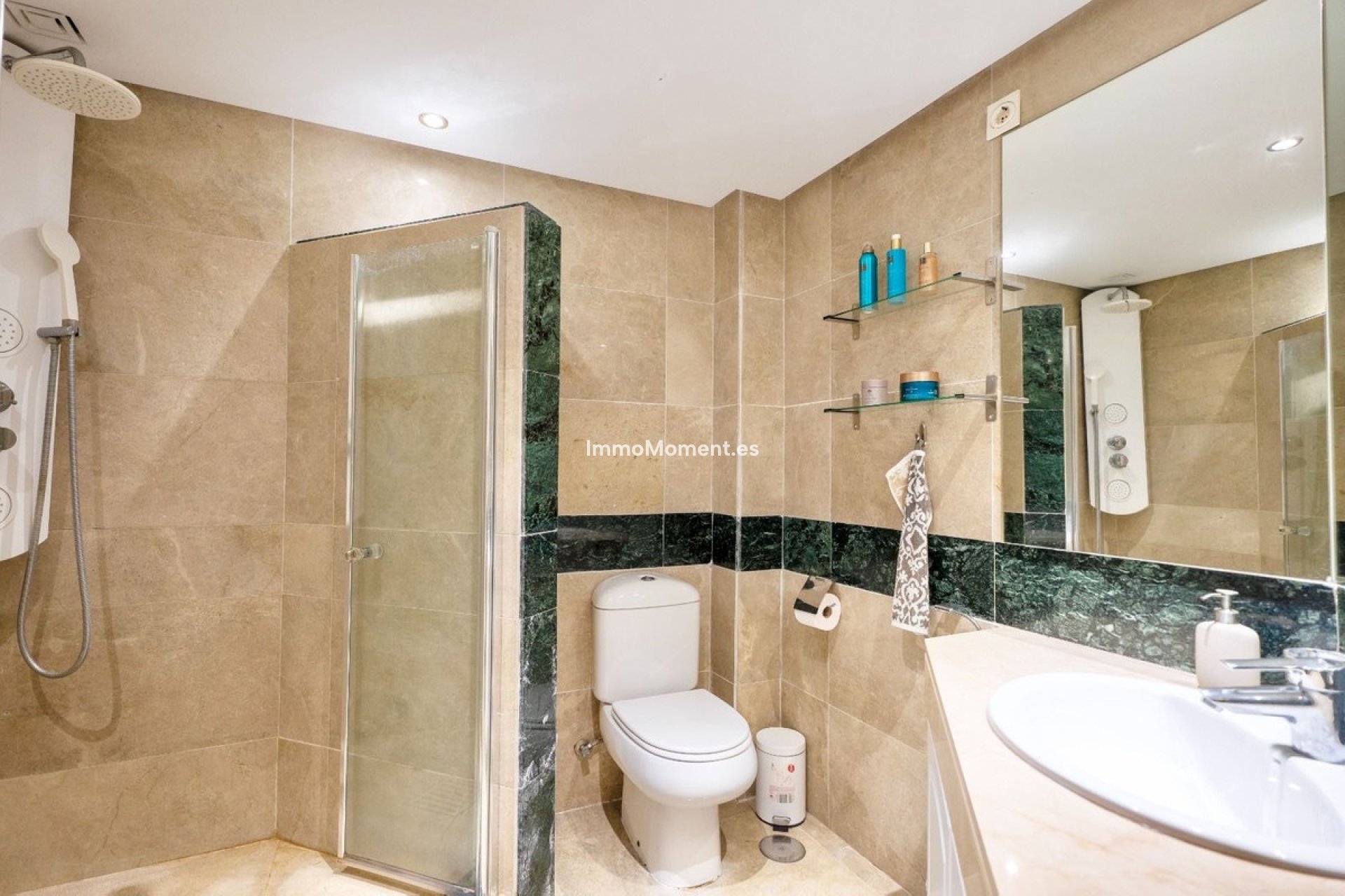 Resale - Apartment - Marbella - Río Real